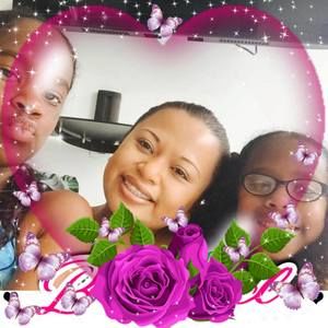 Meet your Posher, Dahlia